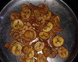 A picture of step 3 of Raw banana chips.