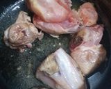 A picture of step 4 of Aloo Chicken Salan.