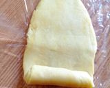 Foto langkah ke 5 dari resep Bolen pisang.
