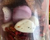 รูปขั้นตอนการทำที่ 1 ของ แก๋งผักหวานปลาแห้ง🌶️🧄(พริกแกงคั่ว)