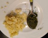 Foto del paso 4 de la receta: Merluza con cama de patatas al horno