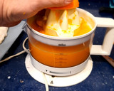 Foto del paso 6 de la receta: Merluza a la miel con reducción de naranja