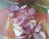 Foto langkah ke 2 dari resep Tumis Kecipir dan Wortel.