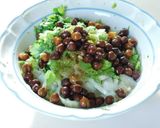 A picture of step 5 of Pani Puri.