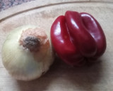 Foto del paso 2 de la receta: Torta de pollo, con manzanas, pasas de uva al oporto y Curry 🐤🍇