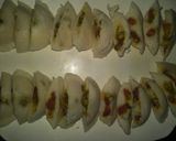 A picture of step 7 of Bharva idli / stuffed idli.