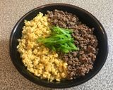 Foto del paso 13 de la receta: Soborodon ~Tazón de Picadillo con Huevo Estilo Japonés~