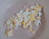 Foto langkah ke 1 dari resep Garlic Butter Rice.
