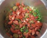 A picture of step 4 of Meatballs in sauce.