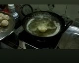 A picture of step 8 of Aloo paneer cheese balls.