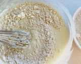 A picture of step 3 of Eggless trifle cake.