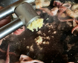 Foto del paso 5 de la receta: Fideuà con gambones y calamar