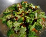 A picture of step 6 of Fried Broccoli with Ginger sauce.