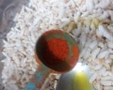 A picture of step 1 of Bhelpuri.