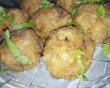 A picture of step 3 of Yam Balls.