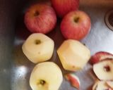Foto del paso 2 de la receta: Kuchen de manzanas rojas 🍎🍎🍎 sin azúcar