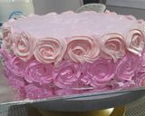 Foto langkah ke 10 dari resep Rosette Ombre Cake.