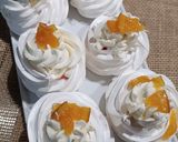 Foto del paso 12 de la receta: Mini Pavlovas rellenas de crema de mascapone