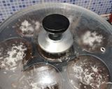 Foto langkah ke 7 dari resep Brownis teflon mini <80>.