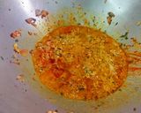 A picture of step 3 of Dahi Bhindi.