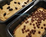 Foto langkah ke 7 dari resep Banana Raisin Bread.