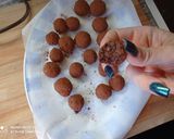 Φωτογραφία βήματος 4 της συνταγής Energy balls με δαμάσκηνα αποξηραμένα και κακάο!!