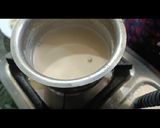 A picture of step 3 of Dudh Chitoi Pitha.