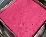 Foto langkah ke 6 dari resep Steamed Rainbow Cake Ny. Liem.