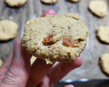 Foto del paso 3 de la receta: Galletitas saladas de jamón sin gluten