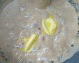 A picture of step 4 of Iloka (milk candy).