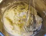Gyümölcsös túró tortamangós zselével recept fázis 2 fotója