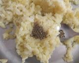 A picture of step 2 of Potato brown recipe.
