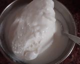 A picture of step 4 of Urad/maash ki khatti daal with bajrey ki roti.