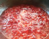 A picture of step 3 of Strawberry Compote/ Topping.