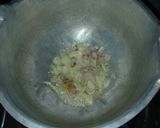 Foto langkah ke 1 dari resep Kerang Kuah Santan.