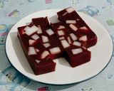 Foto langkah ke 8 dari resep Puding Coklat Mozaik.