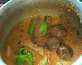 A picture of step 3 of Vangi shimla mirch masala bhaji.