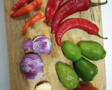 Foto langkah ke 1 dari resep Asin cumi cabe gendut pedas manis menu buka puasa atau sahur.