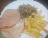 Foto del paso 2 de la receta: Lomo adobado con salteado de verduras y papas fritas