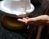 A picture of step 4 of Rainbow Cake.