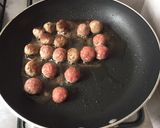 Foto del paso 2 de la receta: Espagueti a la crema con albóndigas 