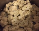 Foto del paso 2 de la receta: Budín de coliflor con queso