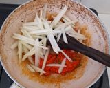 Foto langkah ke 3 dari resep Sajian Lebaran (Sayur labu siam,sambel goreng,roti pisang).