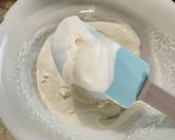 Foto del passaggio 4 della ricetta Gelato di ricotta e composta ai fichi