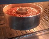 Foto langkah ke 6 dari resep Bolu karamel / sarang semut.