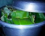 Foto langkah ke 6 dari resep Botok Daun Mengkudu Teri Medan.