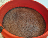 Foto del paso 3 de la receta: Tarta de Suchard con base de galletas y turrón de jijona