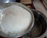 A picture of step 2 of Suji halwa.