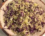 Foto del paso 3 de la receta: Mix de repollos con maní