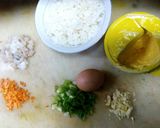 Foto langkah ke 1 dari resep Nasi goreng seafood simple.